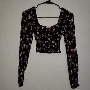 Long sleeve crop top